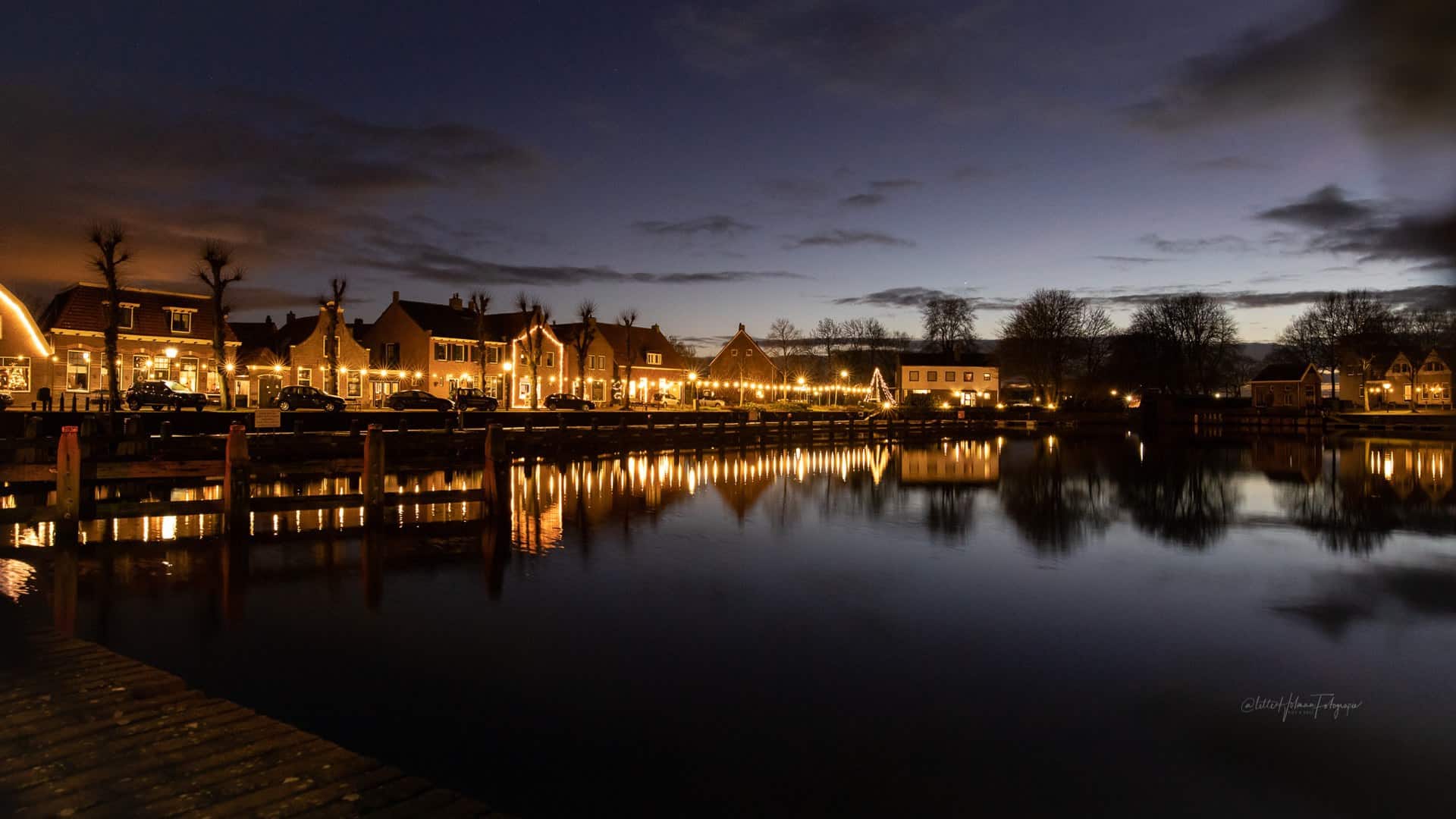 Historische zeilschepen in de Havenkolk van Blokzijl
